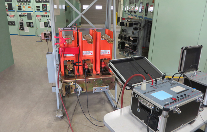 Vacuum Interrupter Predictive Testing - MAC TS4 