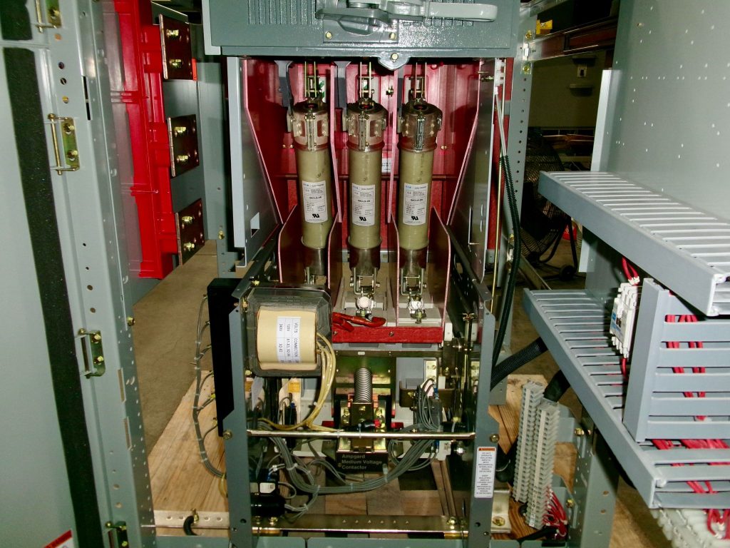CBSNE_CutlerHammer1 Cutler-Hammer vacuum contactor and motor control enclosure