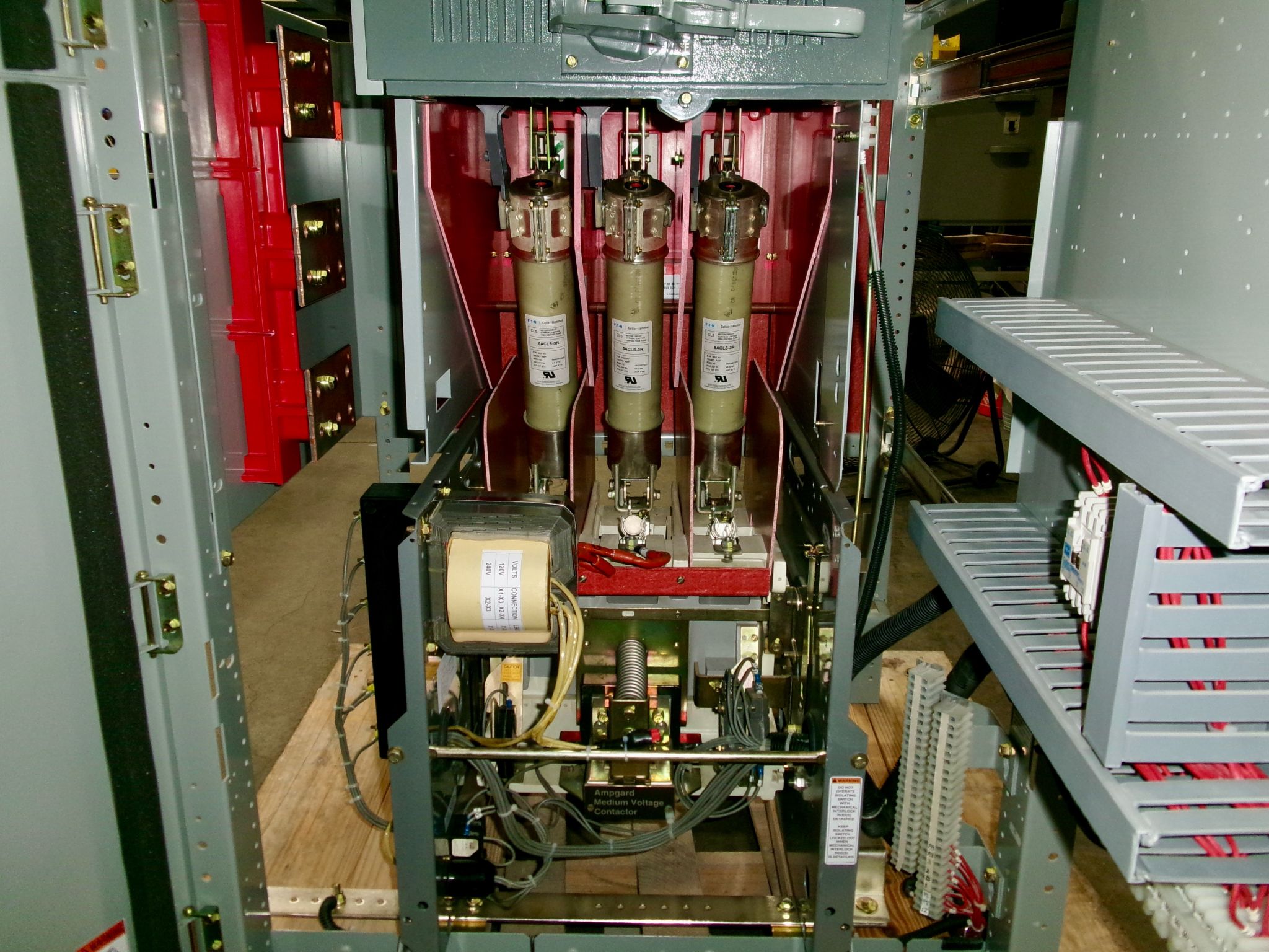 Cutler-Hammer vacuum contactor and motor control enclosure